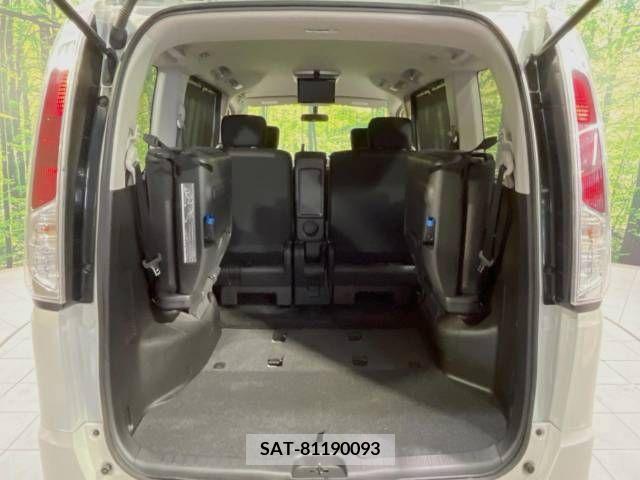 Nissan SERENA 2011-08 324887-11