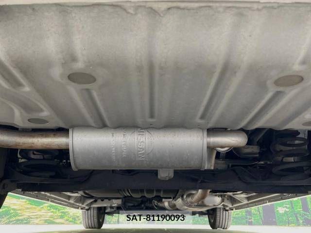 Nissan SERENA 2011-08 324887-19