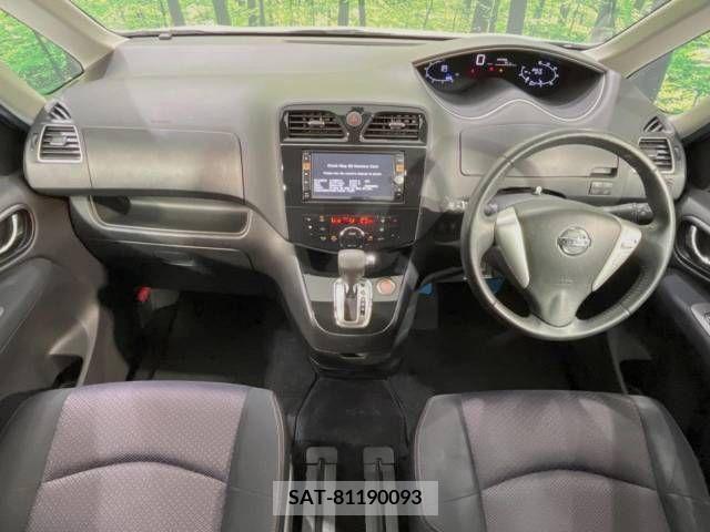 Nissan SERENA 2011-08 324887-1