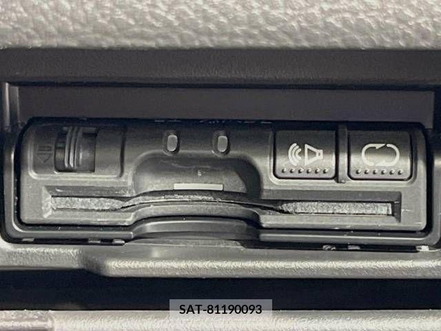 Nissan SERENA 2011-08 324887-6