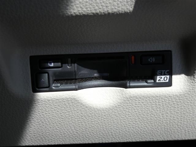 Toyota SIENTA 2023-02 1663-18