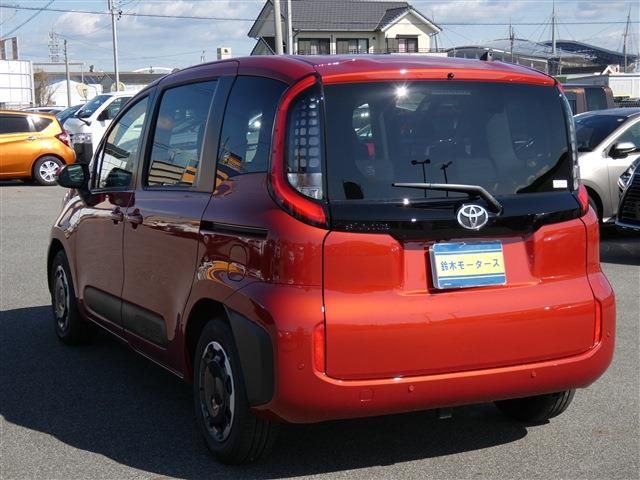 Toyota SIENTA 2023-02 1663-3