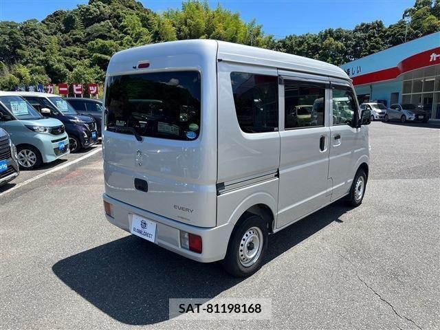 Suzuki EVERY 2020-06 359950-10