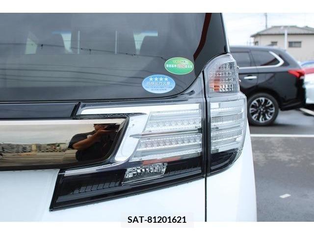Toyota VELLFIRE 2017-06 299391-11