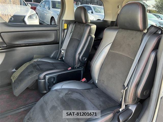 Toyota VELLFIRE 2013-11 201949-19