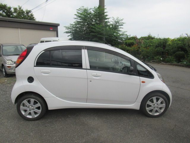 Mitsubishi I 2008-10 6892-7