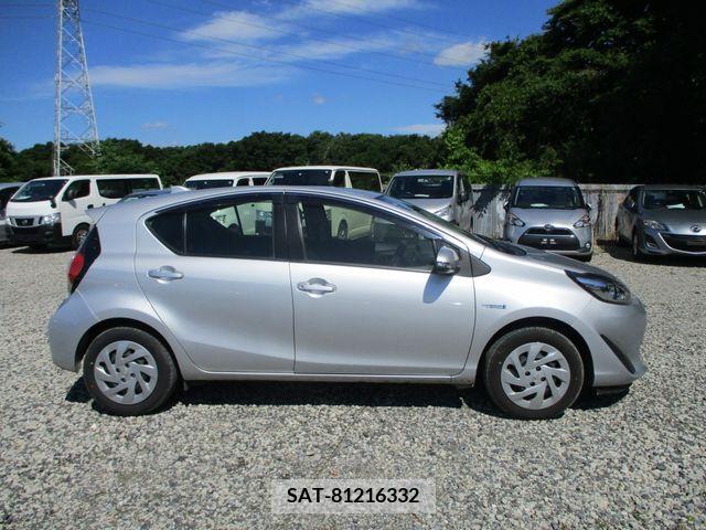 Toyota AQUA 2019-05 314114-5