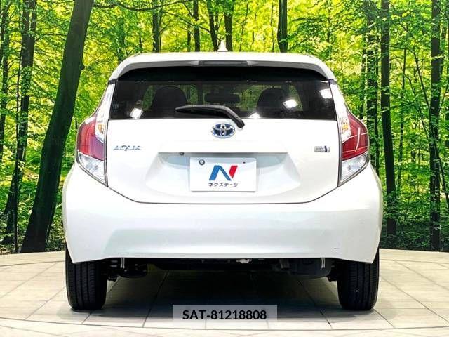 Toyota AQUA 2015-11 260598-15