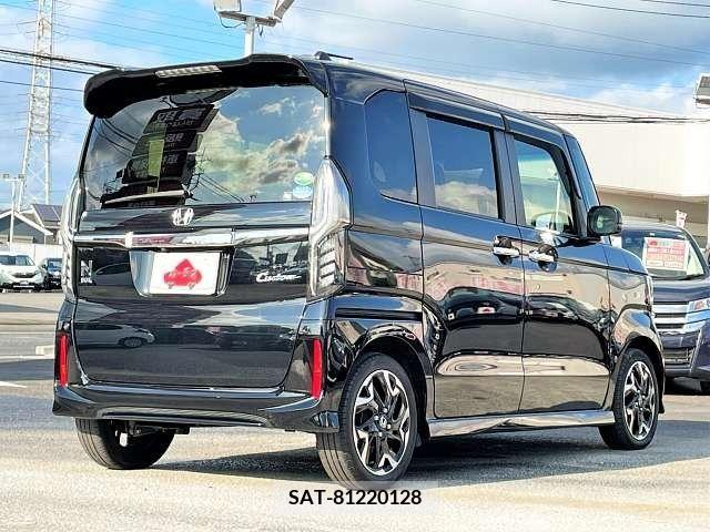 Honda N BOX CUSTOM 2018-08 364778-2