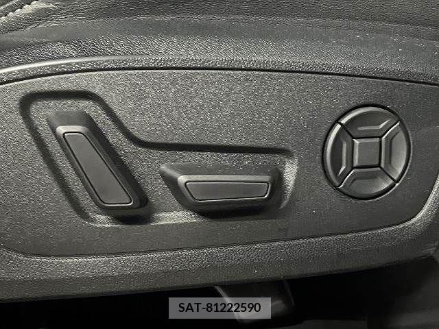 Audi Q3 2021-04 292772-8