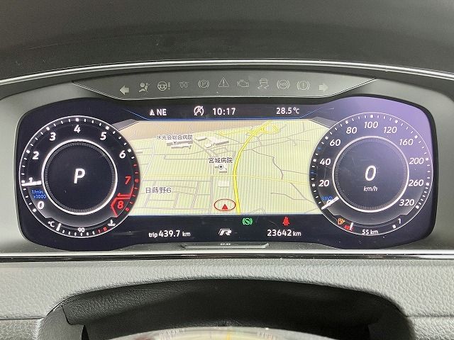 VolksWagen GOLF R 2018-04 8387-7
