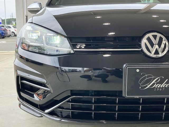 VolksWagen GOLF R 2018-04 8387-6