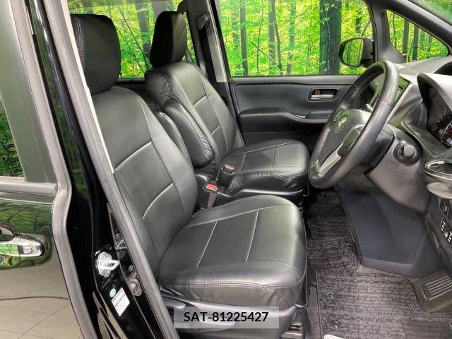 Toyota VOXY 2014-09 335375-9