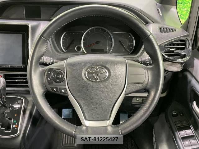 Toyota VOXY 2014-09 335375-8
