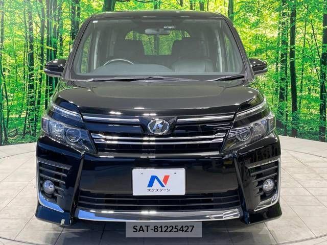 Toyota VOXY 2014-09 335375-15