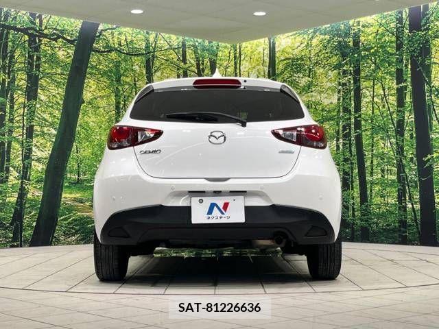 Mazda DEMIO 2018-03 390489-15
