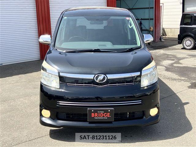 Toyota VOXY 2010-05 289312-9