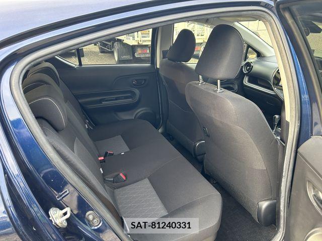 Toyota AQUA 2021-04 325935-9