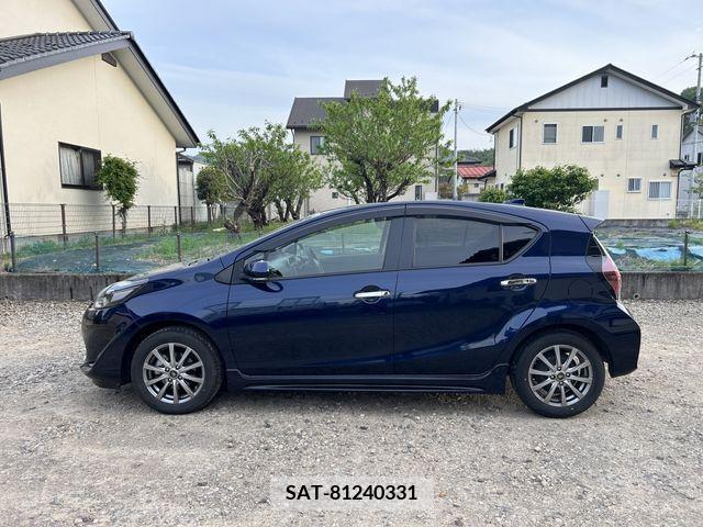 Toyota AQUA 2021-04 325935-3