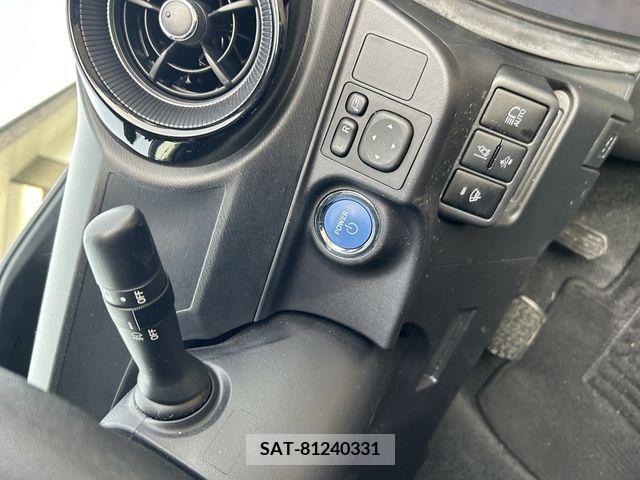Toyota AQUA 2021-04 325935-10