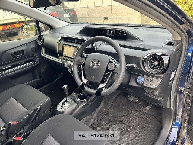 Toyota AQUA 2021-04 325935-1