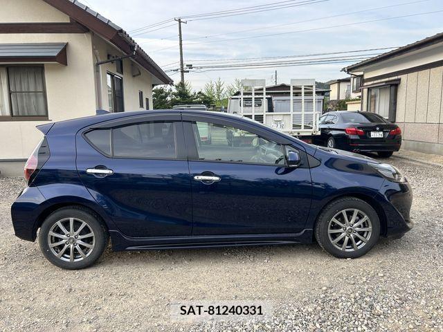 Toyota AQUA 2021-04 325935-5