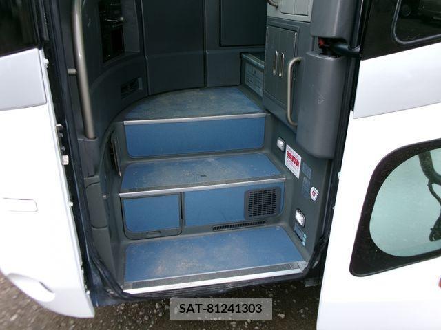 Hino Selega 2008-05 298595-11
