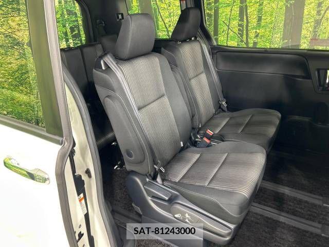 Toyota VOXY 2019-03 351019-9
