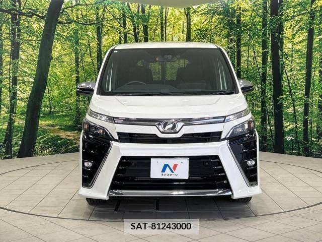 Toyota VOXY 2019-03 351019-15