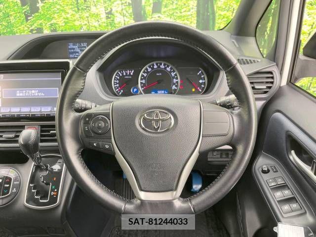 Toyota VOXY 2014-02 321385-10