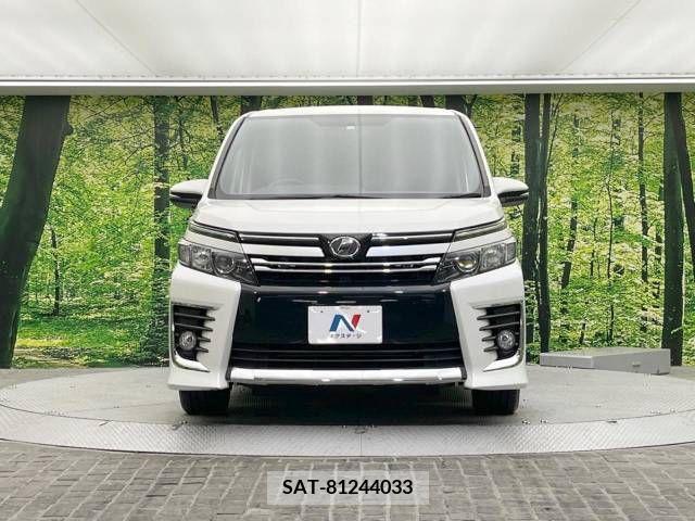 Toyota VOXY 2014-02 321385-17