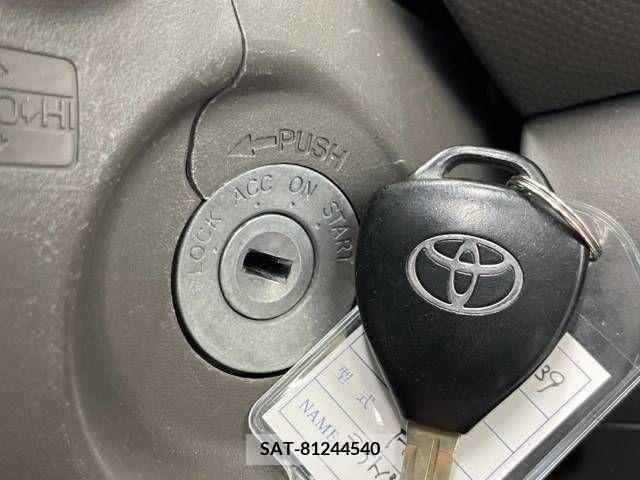 Toyota VITZ 2009-03 251007-6