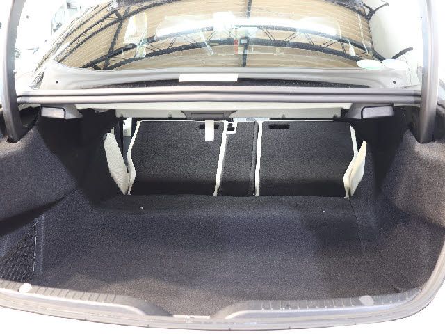 Mercedes Benz C-CLASS 2019-03 2085-6
