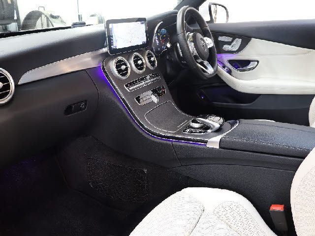 Mercedes Benz C-CLASS 2019-03 2085-1