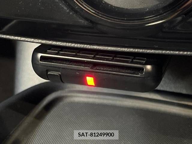 Toyota PRIUS 2022-07 322525-4