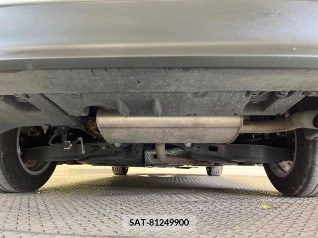Toyota PRIUS 2022-07 322525-19