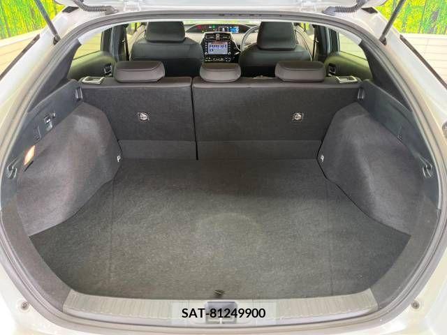 Toyota PRIUS 2022-07 322525-10