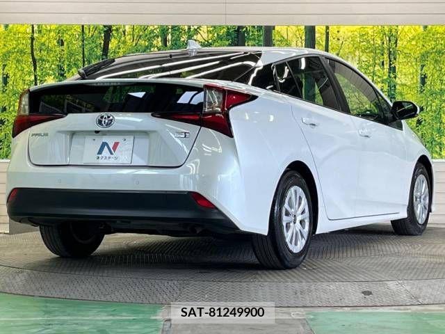 Toyota PRIUS 2022-07 322525-17