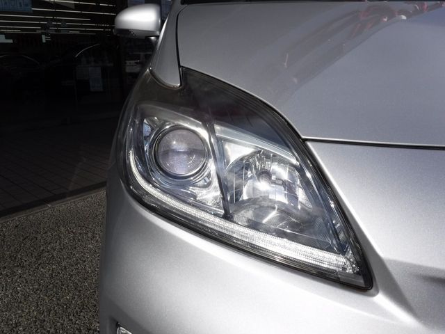 Toyota PRIUS 2015-11 18897-3