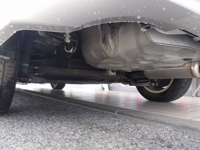 Toyota PRIUS 2015-11 18897-5