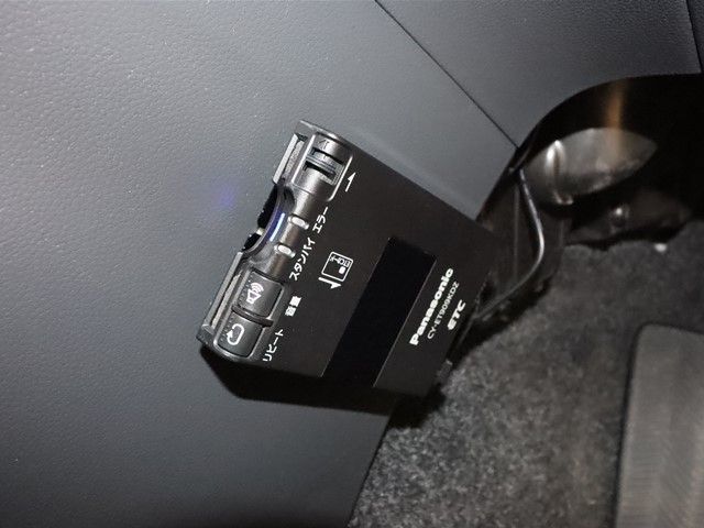 Suzuki SPLASH 2010-12 184726-17