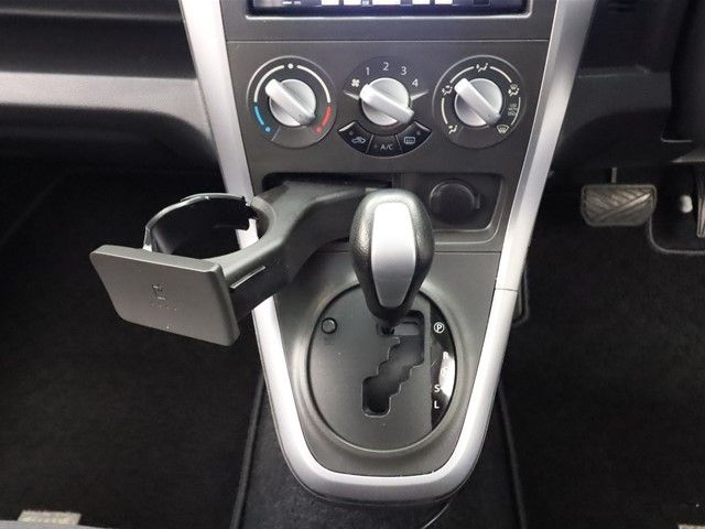 Suzuki SPLASH 2010-12 184726-16