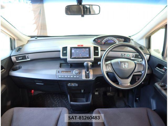Honda FREED 2013-03 270444-1