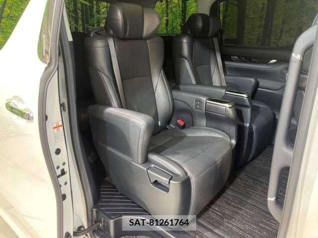 Toyota ALPHARD 2018-09 333232-9