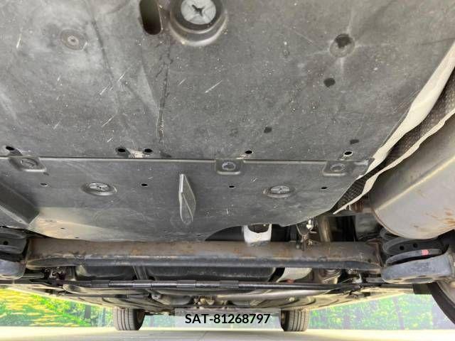 Toyota PRIUS 2009-06 321973-19