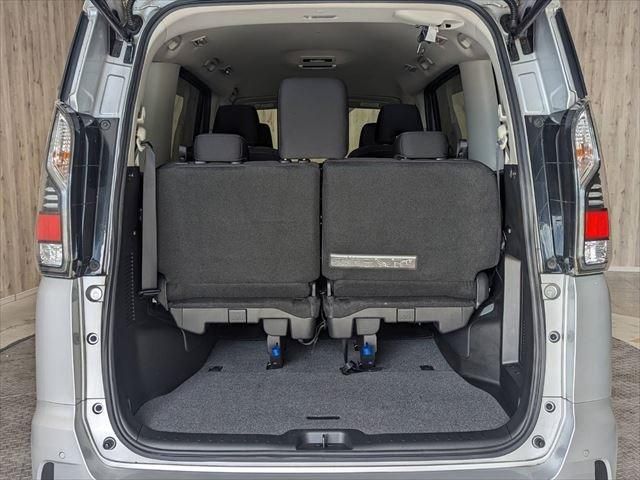 Nissan SERENA 2018-09 184665-25