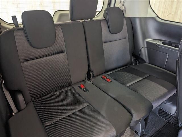 Nissan SERENA 2018-09 184665-21
