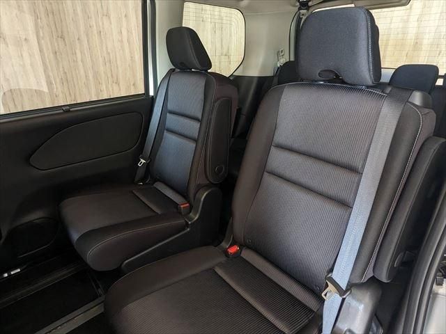 Nissan SERENA 2018-09 184665-23