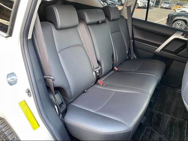 Toyota PRADO 2018-12 26789-5