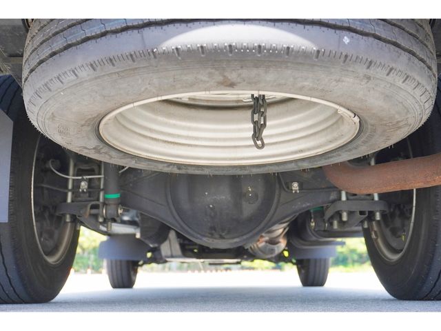 Toyota TOYOACE ROUTE VAN 2017-04 196067-7